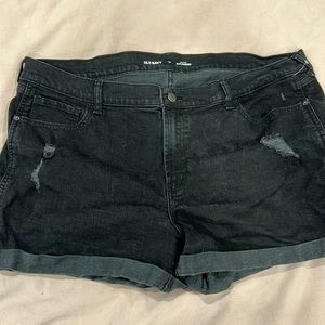 Mid-Rise Black-Wash Ripped Boyfriend Jean Shorts for Women -- 3-inch inseam